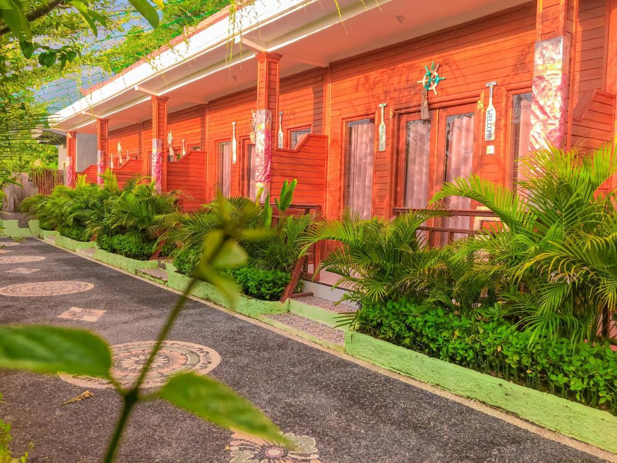 Auora Guest House Lembongan Exterior foto